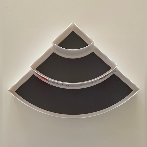 EMERIL LAGASSE Non-Skid 3 Tier Corner Shelf Organizer - Picture 3 of 6